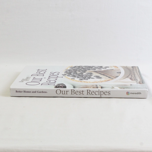 Better Homes And Gardens Our Best Recipes HC Cookbook 350 Family Favorites 2013