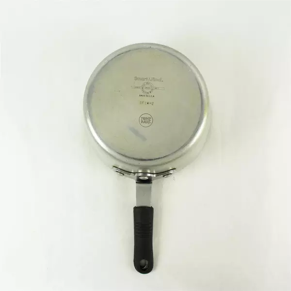 Smart & Final Saucepan Used Acceptable 8" Diameter 4.25" Height