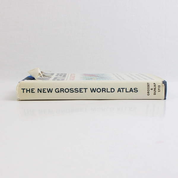 The New Grosset World Atlas and Gazetteer 1967 Pocket Size Hardcover DJ