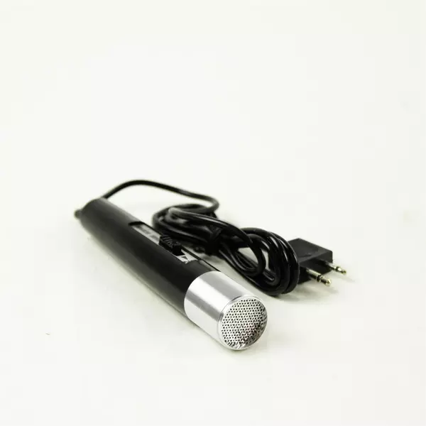 Handheld Dynamic Microphone Black Silver w/ Stand 7.9in Cord Untested