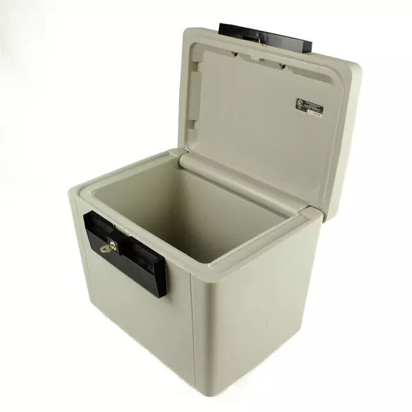 Sentry 1170 Fireproof File Safe 30 Min at 1550°F Gray w/ Key