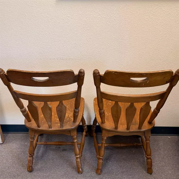 Set of 2 Vintage Flint Ridge Solid Maple Colonial Chairs