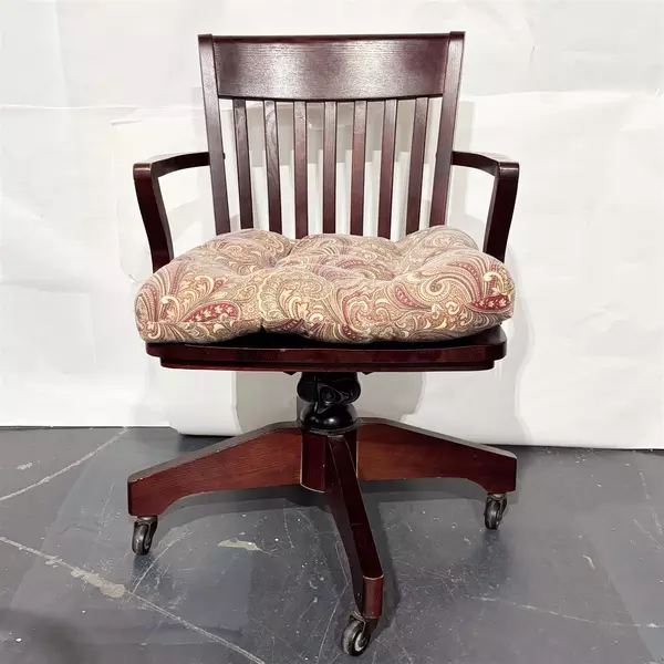 Levenger Co 1930s-Style Vintage Oak Swivel Banker's Chair