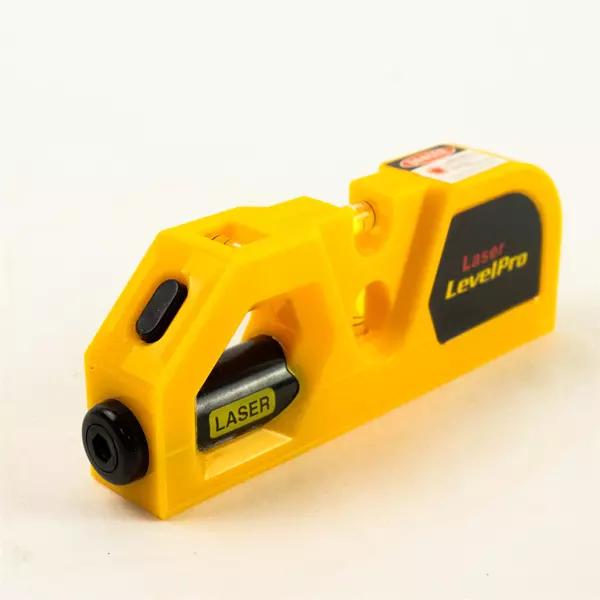 Lot of 4 Drywall Taping Knife, Level, Brush & Screwdriver Hand Tools