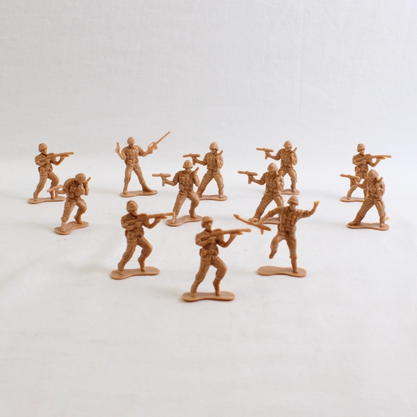 Lot of 12 Ja-Ru Tan Plastic Army Men Toys