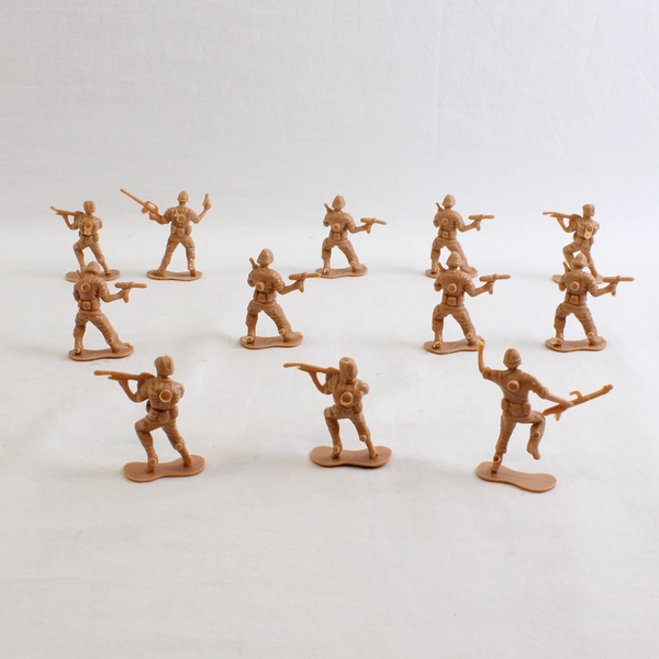 Lot of 12 Ja-Ru Tan Plastic Army Men Toys