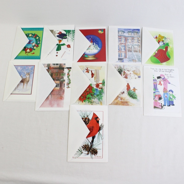 Lot of 34 Christmas Greeting Cards with Envelopes