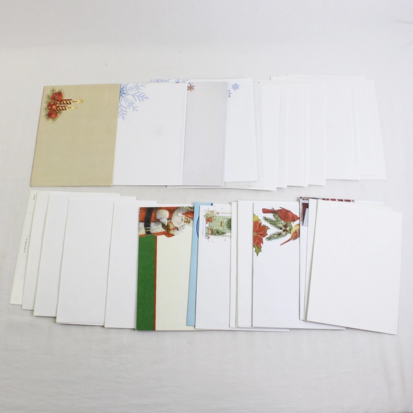 Lot of 32 Christmas Greeting Cards with Envelopes