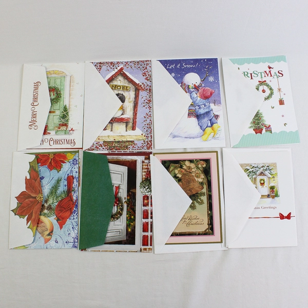 Lot of 32 Christmas Greeting Cards with Envelopes