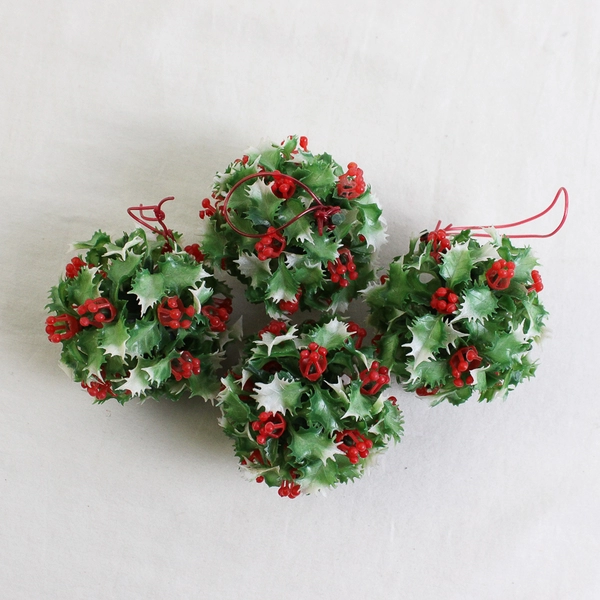 Lot of 4 Artificial Mistletoe Balls Hanging Decorations