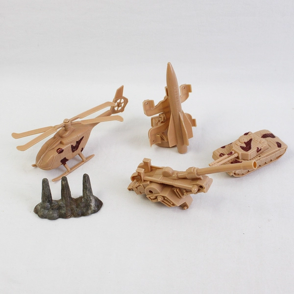 67 Piece Lot Tan Plastic Toy Soldiers and Accessories