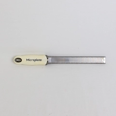 Microplane Beige Color Handle Premium Classic Series Lemon Zester No Cover