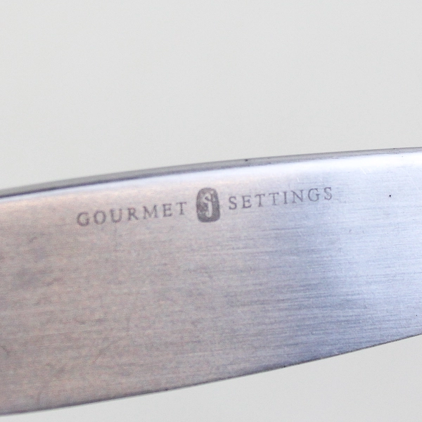 Lot Of 4 Gourmet Settings Beam Pattern Dinner Knives 9.25" Good