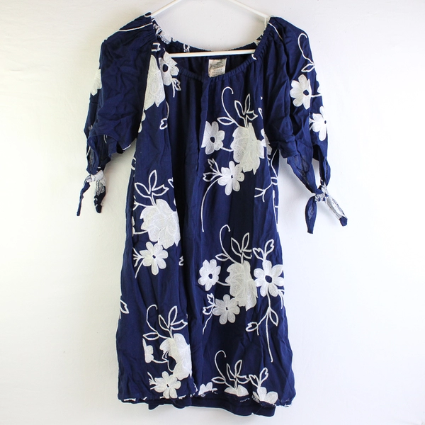 Simply Irresistible White Floral Embroidered Navy Blue Shift Dress Women's Small