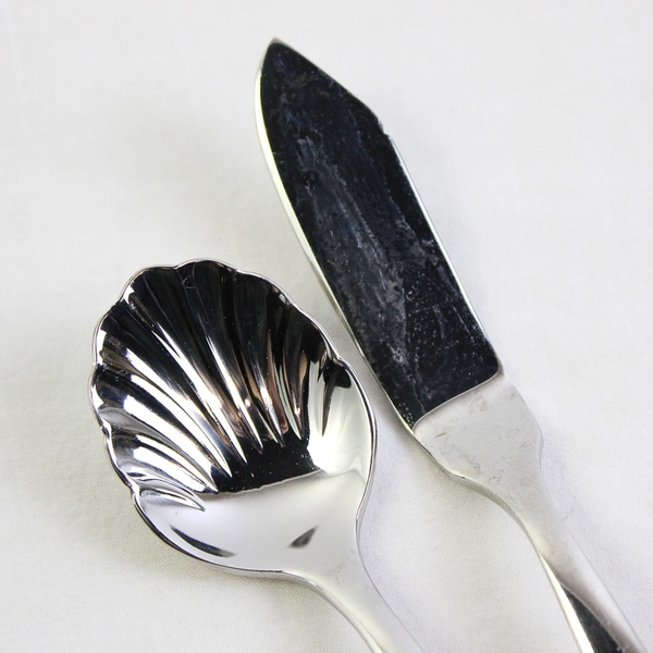 Lot Of 7 Oneida Silver Jennifer (Stainless) Flatware 4 Sugar Spoons 3 Knives