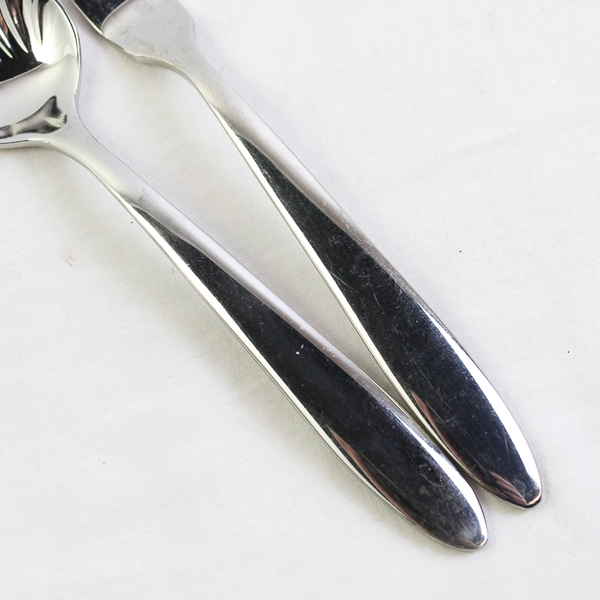 Lot Of 7 Oneida Silver Jennifer (Stainless) Flatware 4 Sugar Spoons 3 Knives