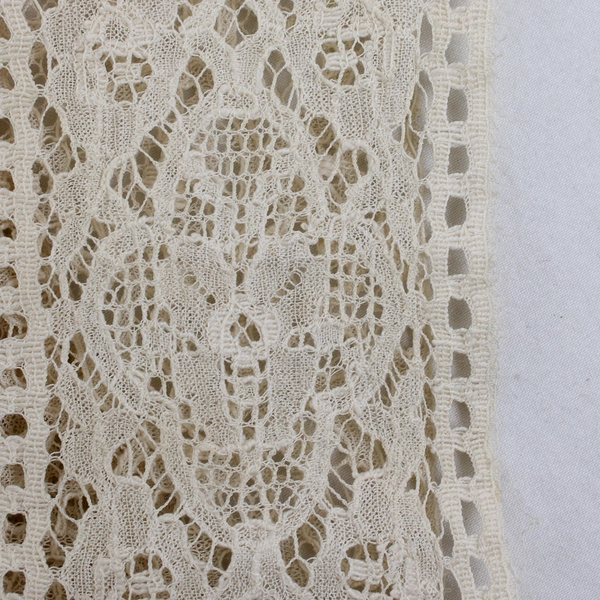 Vintage Ecru Lace Table Runner Dresser Scarf 11.5" x 47.5"