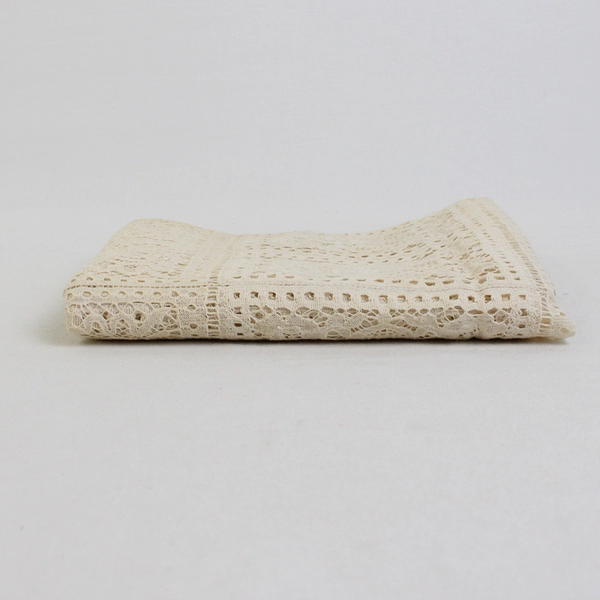 Vintage Ecru Lace Table Runner Dresser Scarf 11.5" x 47.5"