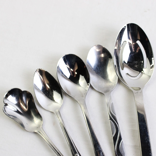 Mixed Lot of 22 Assorted Stainless Steel Spoons Wedding Event Flatware