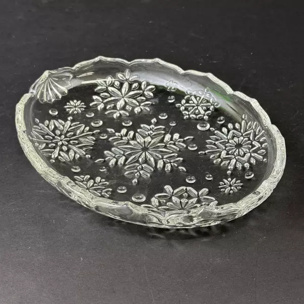 Mikasa Oval Snowflake Sweet Dish  SA 960/347 Germany 9.25 Inch  