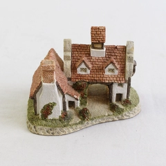 John Hine Ltd "The Schoolhouse" By David Winter 1985 Cottages Collection