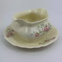 W.S. George Lido Canarytone Gravy Boat With Attached Underplate 133A