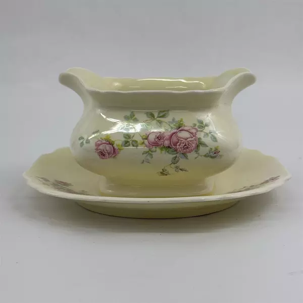 W.S. George Lido Canarytone Gravy Boat With Attached Underplate 133A