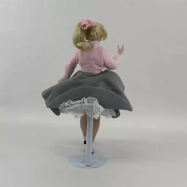 1991 Knowles Yearbook Memories Peggy Sue Porcelain Doll with Stand 16"