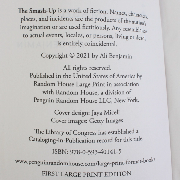 Smash-Up by Ali Benjamin 2021 Random House Large Print Paperback