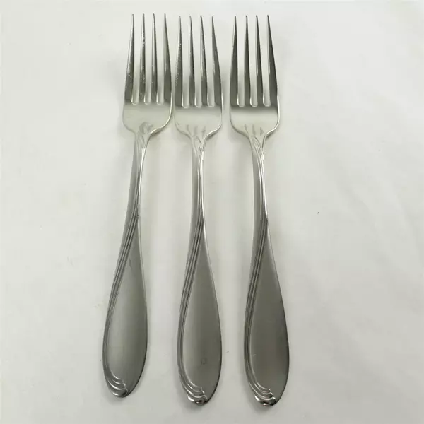 Oneida Satin Camber Stainless Dinner Forks Set of 3 8.25in