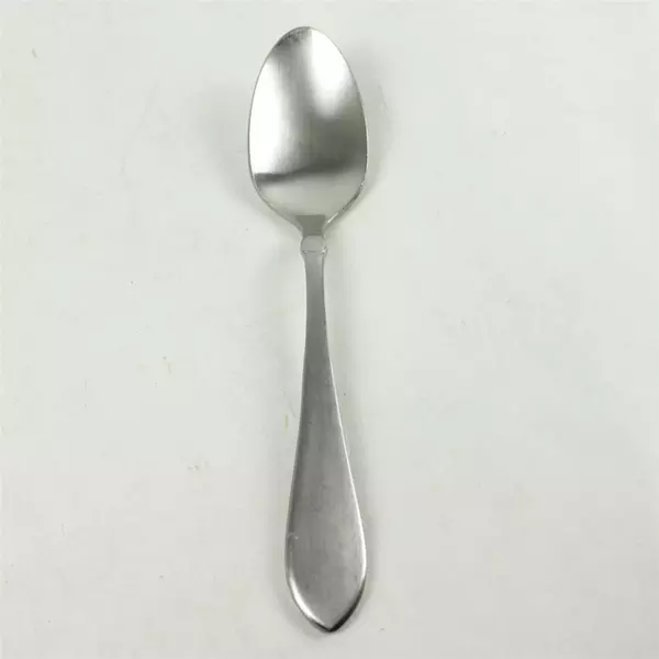 Set of 4 Oneida Satin Vertex Teaspoons