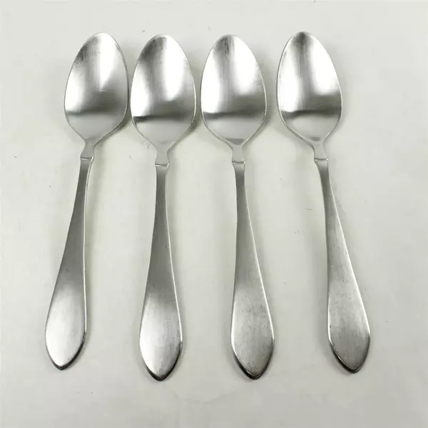 Set of 4 Oneida Satin Vertex Stainless Oval Soup Spoons 7"