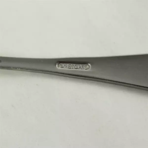 Set of 4 Oneida Satin Vertex Stainless Oval Soup Spoons 7"