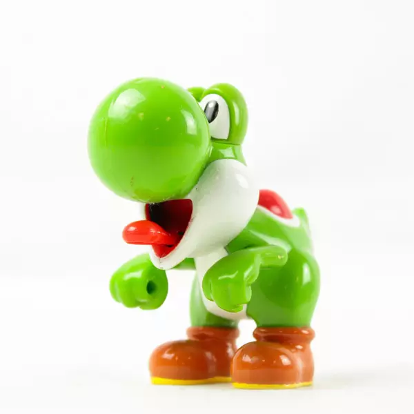 Lot of 3 McDonalds Toys 2 Space Jam Figures & 1 Yoshi Figure