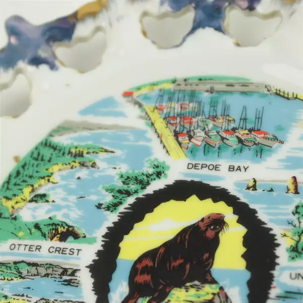 Oregon Coast Souvenir Plate 9in Decorative Collectible