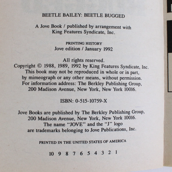Beetle Bugged A Beetle Bailey Book by Mort Walker 1992 Paperback B&W Graphic Nov