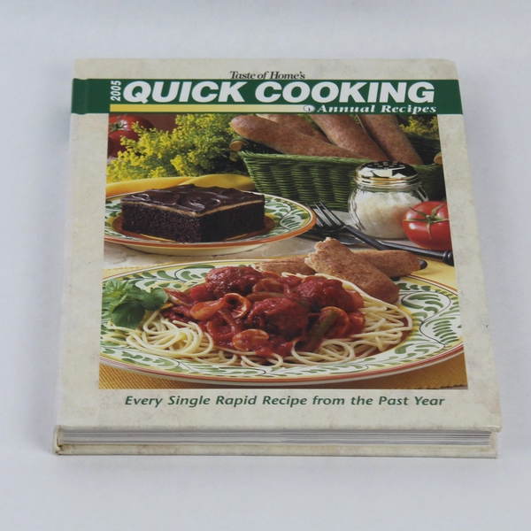 Taste of Home 2005 Quick Cooking Annual Recipes Hardcover - Good Condition
