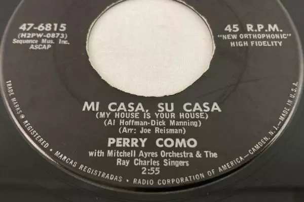 Lot of 2 Perry Como 45 RPM Vinyl Records RCA Victor Magic Moments & More