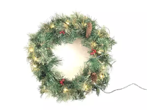 Light Up Christmas Wreath Artificial Pine Holly Berries Pine Cones Tested Works