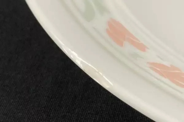 Corelle Peach Garland Bread Dessert Plates Set of 4 Discontinued Chip