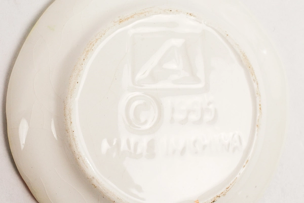 Lot of 4 Vintage 1995 Children's Tea Set Ceramic Easter Saucers For Replacements