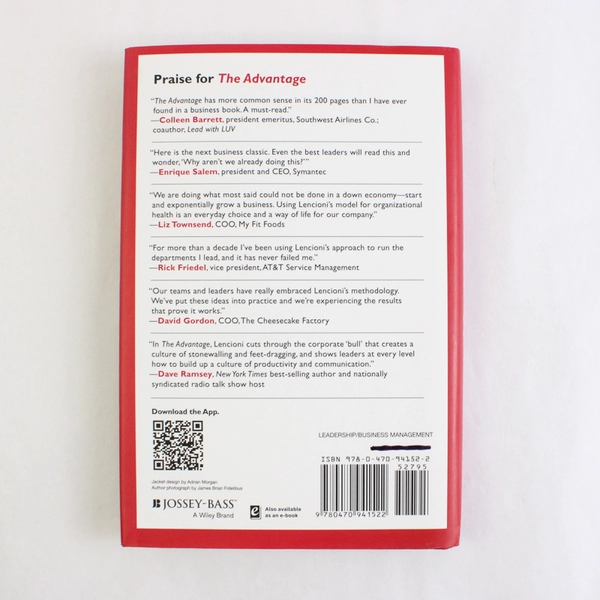 The Advantage by Patrick Lencioni Focuses on Organizational Health 2012 HC DJ
