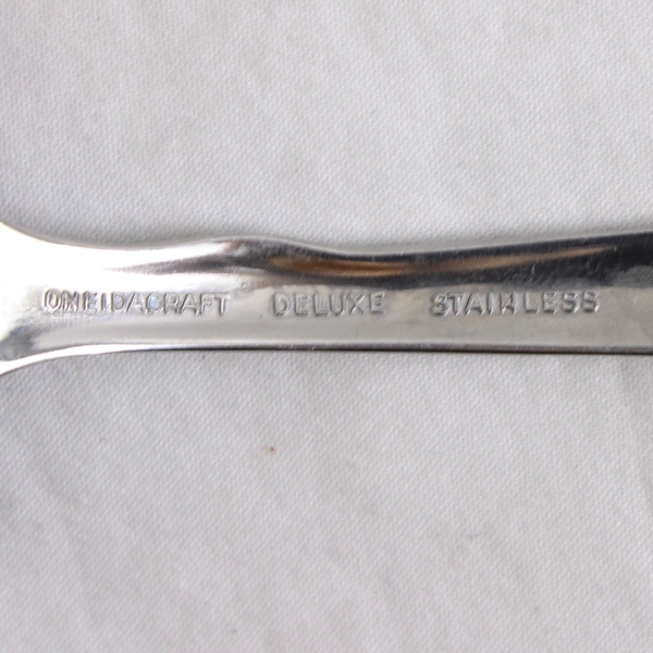 Lot of 4 Oneida Delmar-Taper Serving Spoons Stainless Steel Glossy Finish