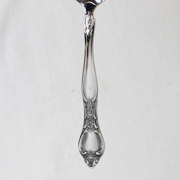 A Set of 4 Miracle Maid MMA2 Pattern Teaspoons Stainless Steel 6 Inches