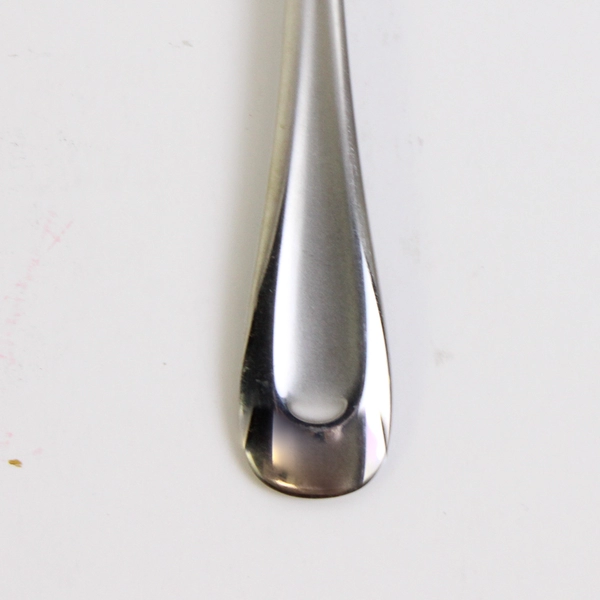 Lot of 2 Oneida Satin Sand Dune With Frosted Indent Butter Knives 6.3 Inches