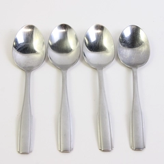 A Lot of 4 Oneida Satin Fremont Oval Soup Spoons 6.75 Inches