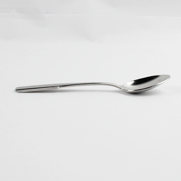 A Set of 4 Oneida Satin Fremont Pattern Stainless Teaspoons 6.125 Inches