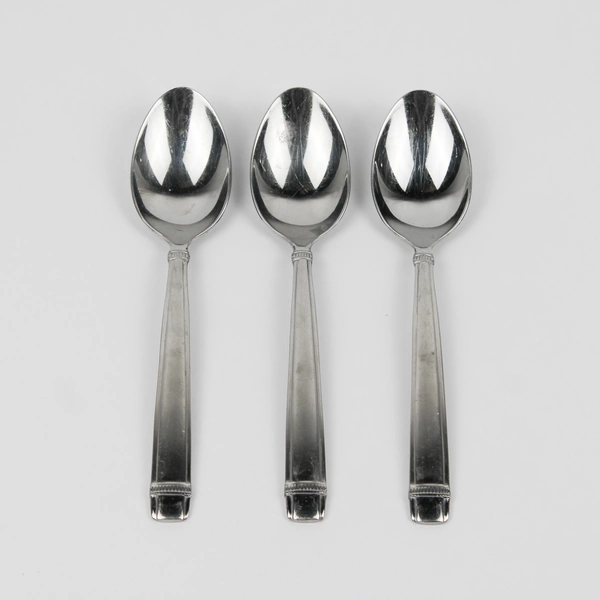 A Lot of 3 Reed & Barton 18/8 Stainless Durham Oval Table Spoons 7 Inches