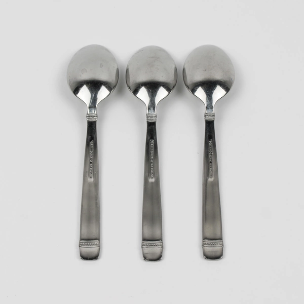 A Lot of 3 Reed & Barton 18/8 Stainless Durham Oval Table Spoons 7 Inches