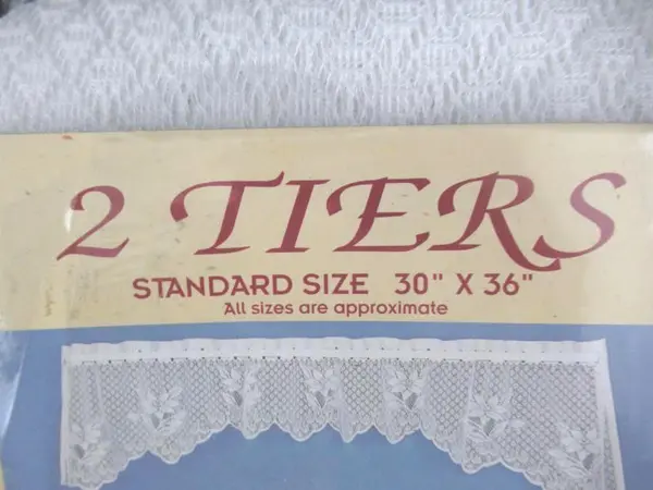 Vintage American Crafts Curtain Panels 2 Tiers White Lace Floral Scalloped Trim